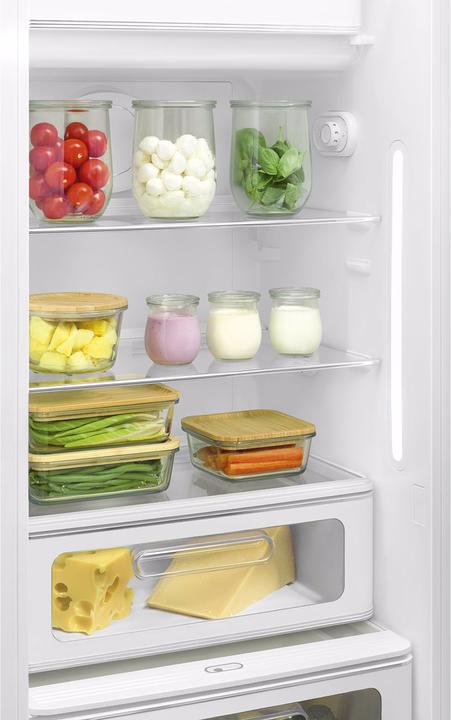 Actual product image Smeg Retro Style FAB28LPB5 (270 l)