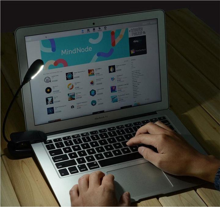 Produktbild Werkstein Mini LED Leselampe biegbar Schwanenhals mit Clip Halterung