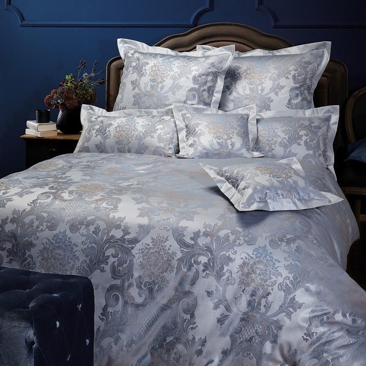 Actual product image Curt Bauer Maco brocade damask bed linen Louis XIV royal blue (Bedding set, 140 x 200 cm)
