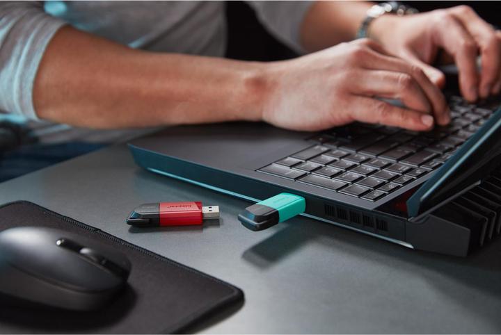 Produktbild Kingston DataTraveler Exodia M (128 GB, USB-A, USB 3.2)