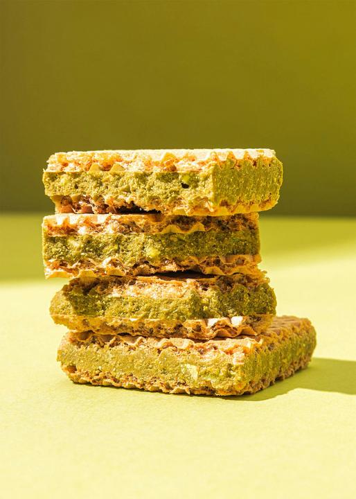 Produktbild KoRo Bio Gefüllte Waffelschnitte mit Pistazienmus und weissem Kakaoerzeugnis (12 Stk., 264 g)