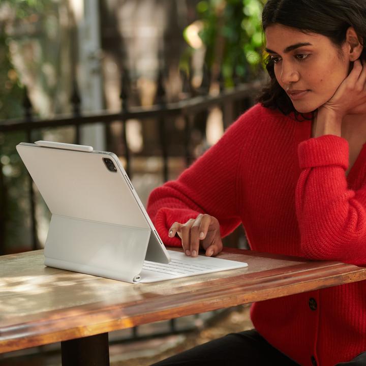 Actual product image Apple Magic Keyboard (DE, iPad Pro 12.9 2020 (4. Gen), iPad Pro 12.9 2021 (5th Gen), iPad Pro 12.9 2018 (3. Gen))