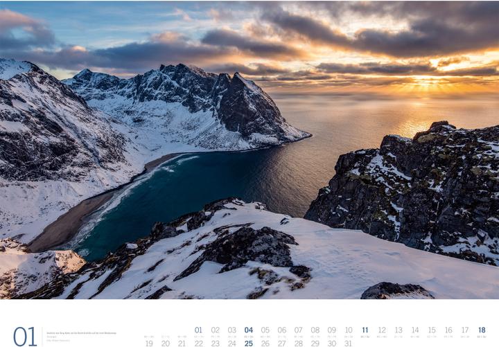 Actual product image Planet Earth - Gallery Kalender 2026 (66 x 50 cm, Hardcover, German, English)