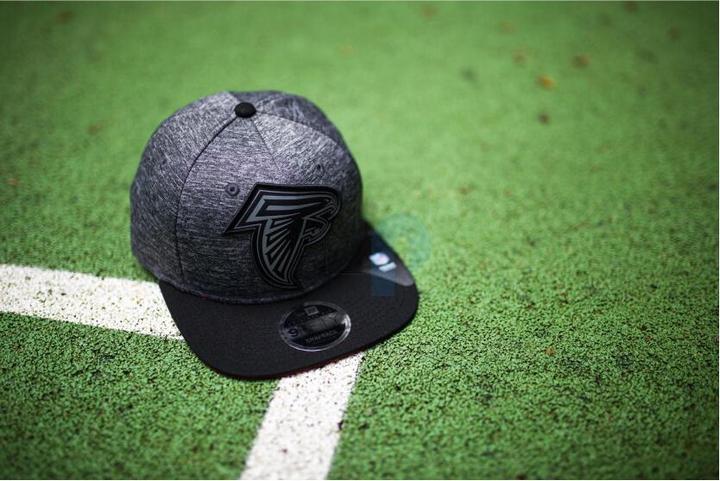 Produktbild New Era NFL - Atlanta Falcons - Grey Collection 9Fifty Snapback Cap Grau SM (54, 55, 56, 57)