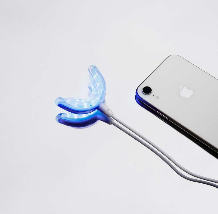 Produktbild Unicskin Unicled White Smile (LED Licht)