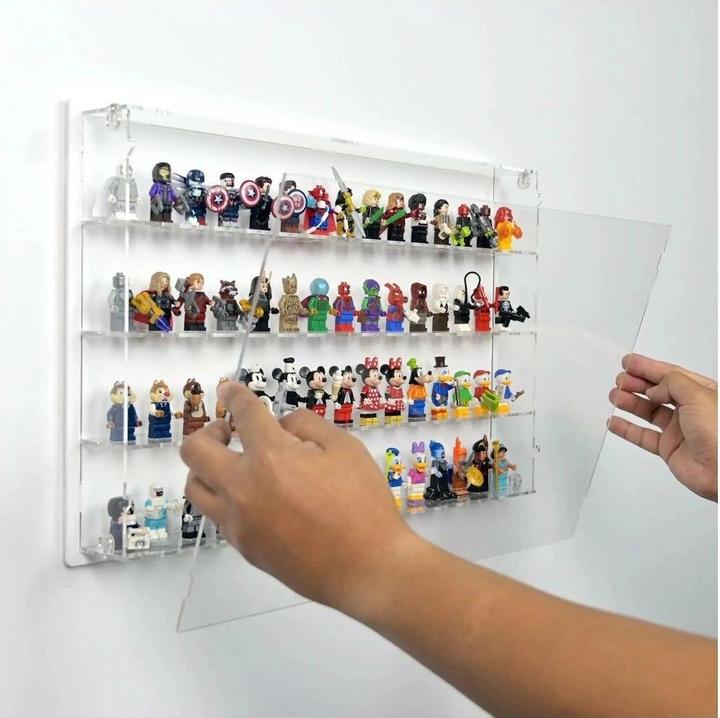 Image du produit iDisplayit Présentoir mural en acrylique pour 60 figurines LEGO® (avec fond blanc)