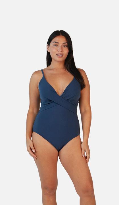 Actual product image Barts Women's Solid Shaping Suit (40, L)