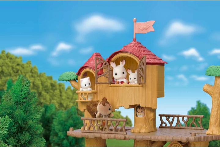 Actual product image Sylvanian Families Adventure tree house
