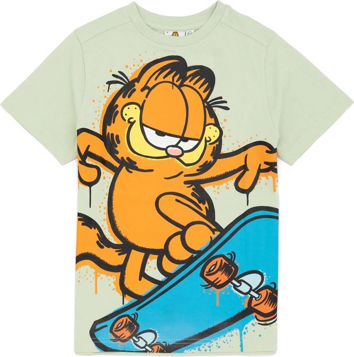 Universal Textiles Skateboard TShirt
