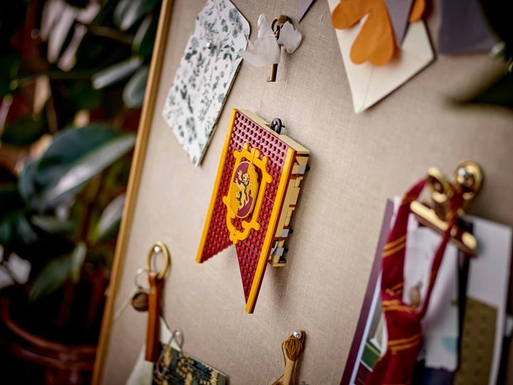 Immagine prodotto LEGO Stendardo della Casa di Grifondoro (76409, LEGO Harry Potter)