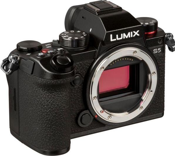 Actual product image Panasonic Lumix S5 (24.20 Mpx, Full frame)