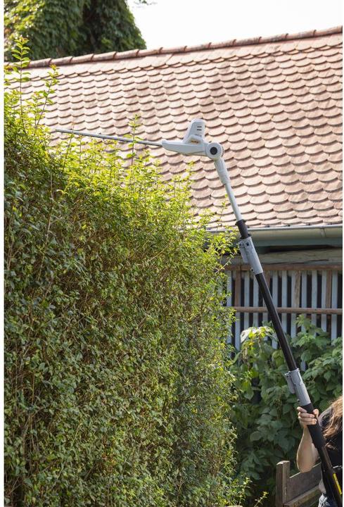Actual product image Ikra Teleskop ICPH 2040 (Cordless hedgecutters)