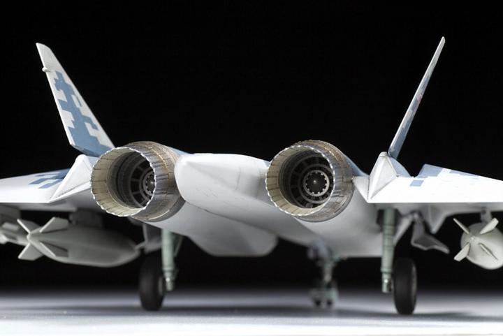 Image du produit 1:72 Sukhoi SU-57