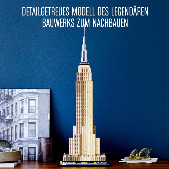 Actual product image LEGO Empire State Building (21046, LEGO Architecture)