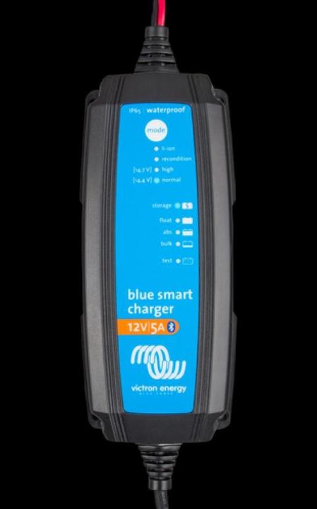 Actual product image Victron Energy Blue Smart IP65 (12V, 5 A)