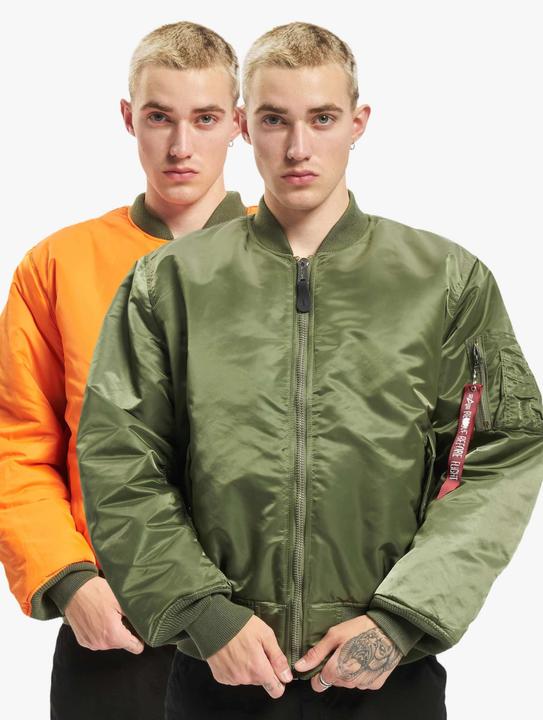 Produktbild Alpha Industries MA-1 (L)