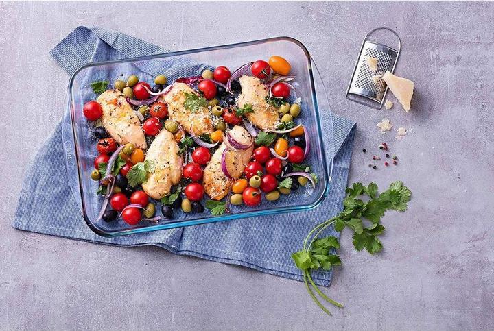 Actual product image Pyrex Classic