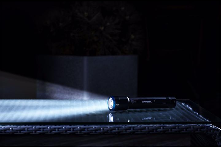 Actual product image Varta Night Cutter F40 (23.50 cm, 1000 lm)