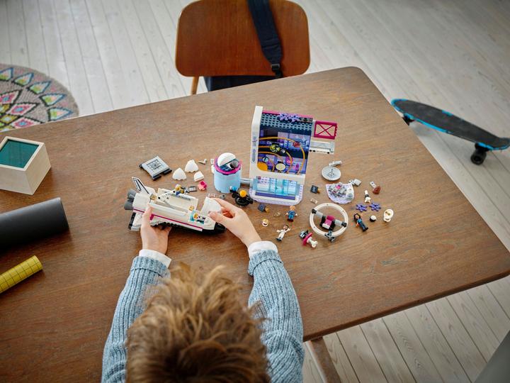 Produktbild LEGO Olivias Raumfahrt-Akademie (41713, LEGO Friends)