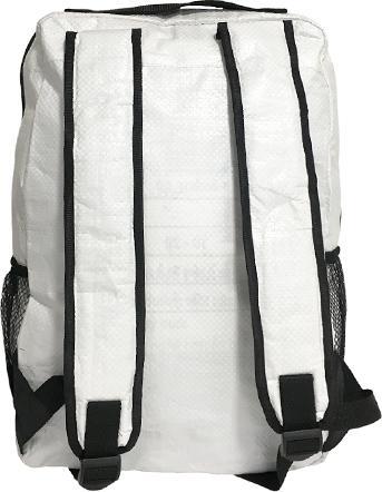 Produktbild Bekos Upcycling - Tagesrucksack aus recycelten Futtersäcke Pfau