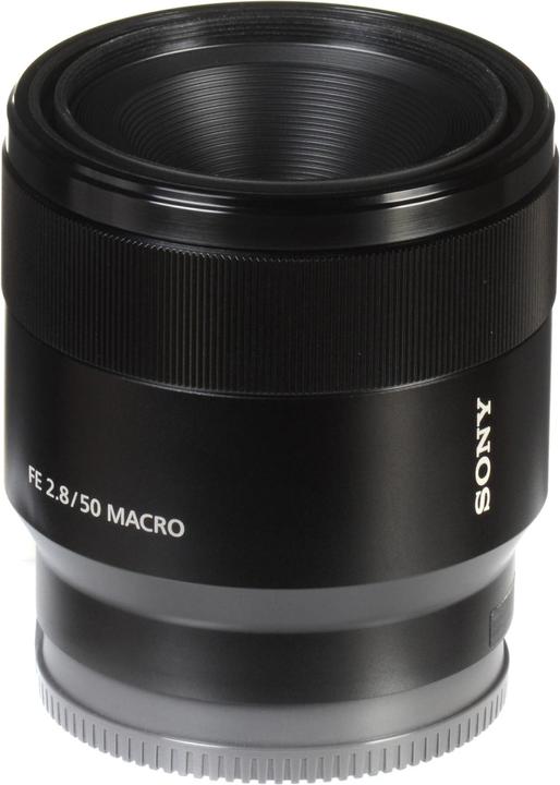 Actual product image Sony FE 50mm f/2.8 Macro (Sony E, APS-C / DX, full size)