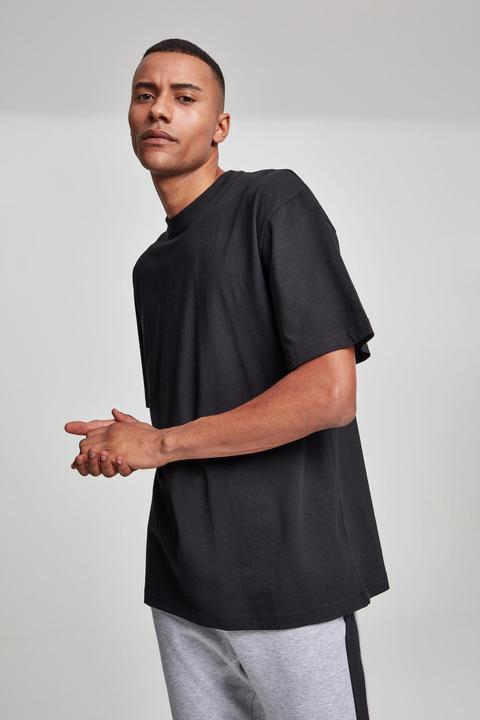 Actual product image Urban Classics Tall Tee (M)
