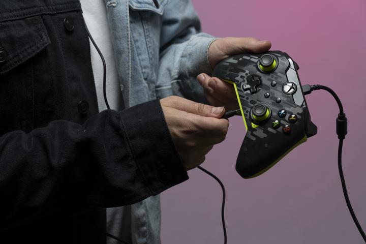 Image du produit PDP Contrôleur filaire (PC, Xbox Series X, Xbox Series S, Xbox One S)