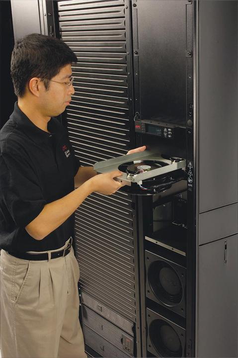 Produktbild APC On-Site Service Warranty Extension Serviceerweiterung Arbeitszeit und Ersatzteile 2 Jahre Vor-Or