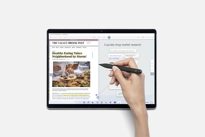 Produktbild Microsoft Surface Pro X (13", Microsoft SQ1, 8 GB, 128 GB)