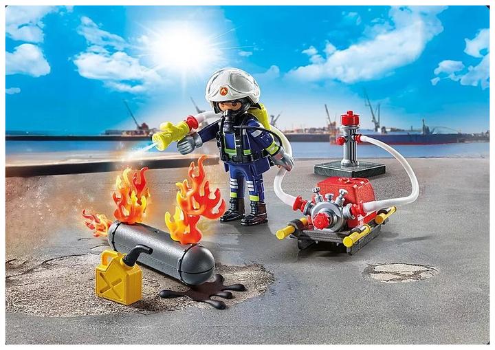 Actual product image Playmobil Löschung eines Gastanks (71826, Playmobil Action Heroes)