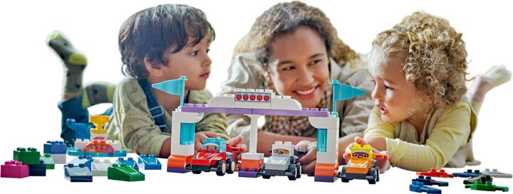 Produktbild LEGO F1 Team Rennautos mit Rennfahrern (10445)