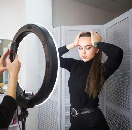 Actual product image Rio Make Up and Vlogging Light RL18