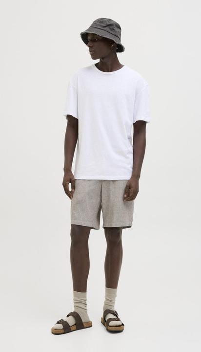 Actual product image Jack & Jones Tapered Fit Shorts Shorts (L)