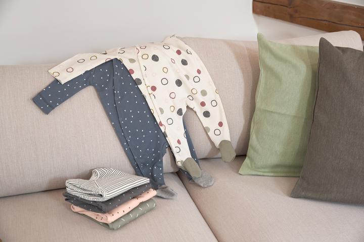 Actual product image Lässig Pajamas with feet (68)