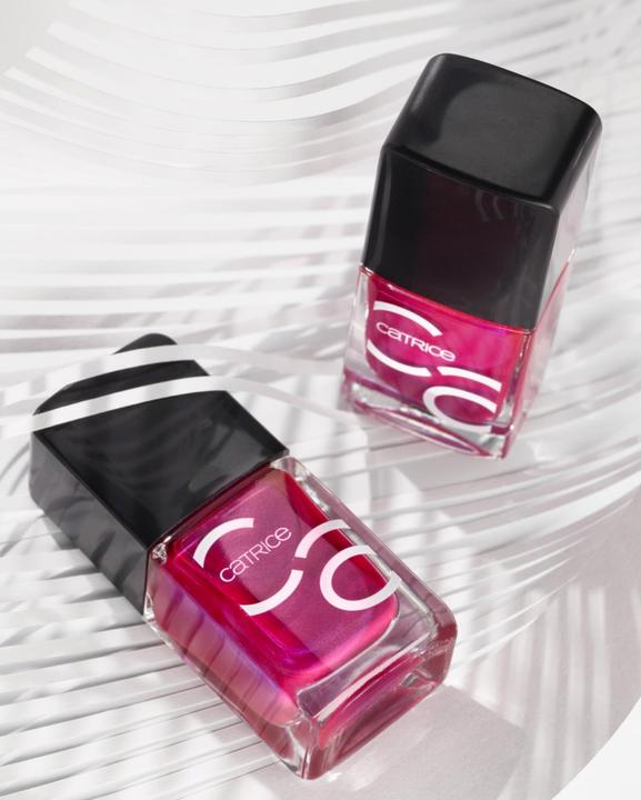 Actual product image Catrice ICONAILS Gel Lacquer (132 Petal To The Metal, Gel-Effect Nail Polish)