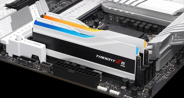 Produktbild G.Skill Trident Z5 RGB (2 x 32GB, 6400 MHz, DDR5-RAM, DIMM)