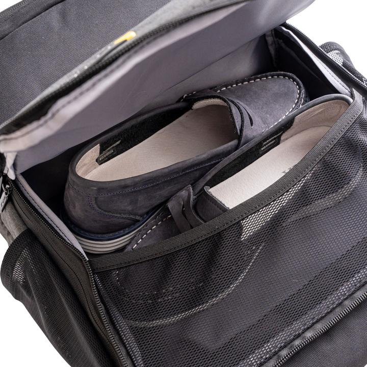 Actual product image Tech Air techair Commuter Backpack Pro 14-15.6" 2F 2T grey
