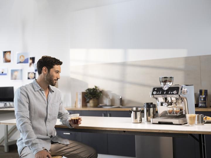 Actual product image De'Longhi La Specialista Prestigio