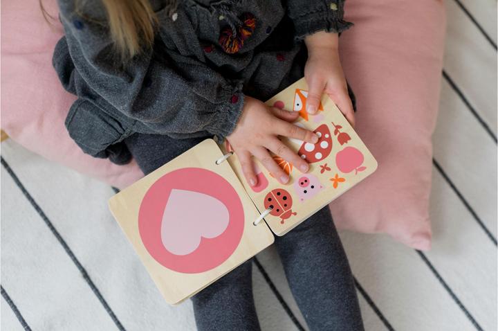 Produktbild Kindsgut Beschäftigungsspielzeug Holzbuch Farben