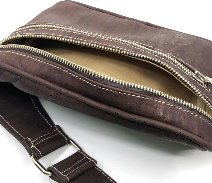 Actual product image Marla Pais Cinto" bum bag
