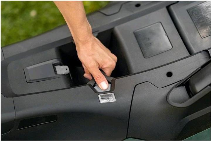 Produktbild Bosch Home & Garden Universal Rotak 550 (Netzbetrieb)