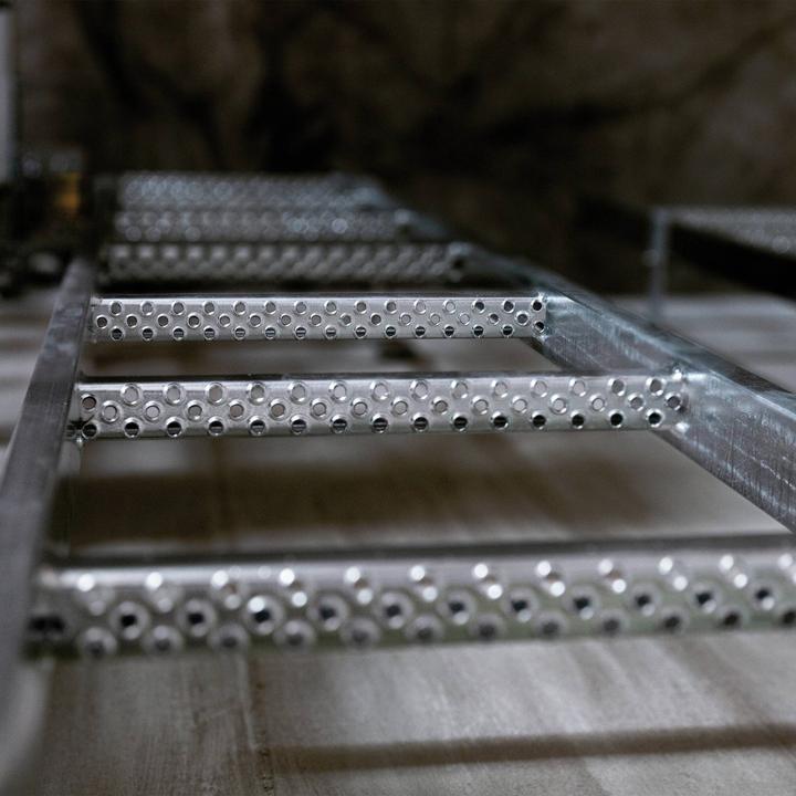 Actual product image Munk Hot-dip galvanised steel shaft ladder 300mm clear width 13 rungs (5 cm)