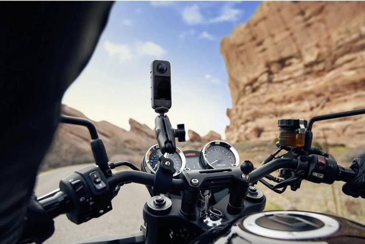 Productafbeelding Insta360 X3 (30p, WiFi, Bluetooth)