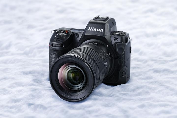 Actual product image Nikon Z8 Kit (24 - 120 mm, 45.70 Mpx, Full frame)