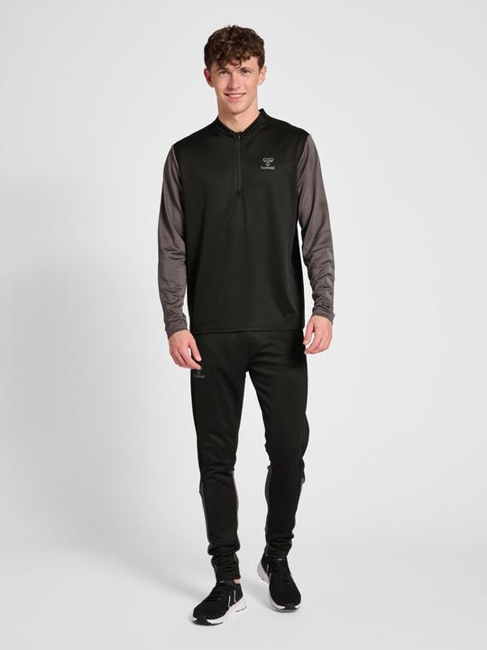 Actual product image hummel Ongrid Poly Pants (M)
