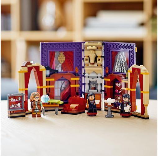 Actual product image LEGO Hogwarts Moment: Divination Lesson (76396, LEGO Harry Potter)