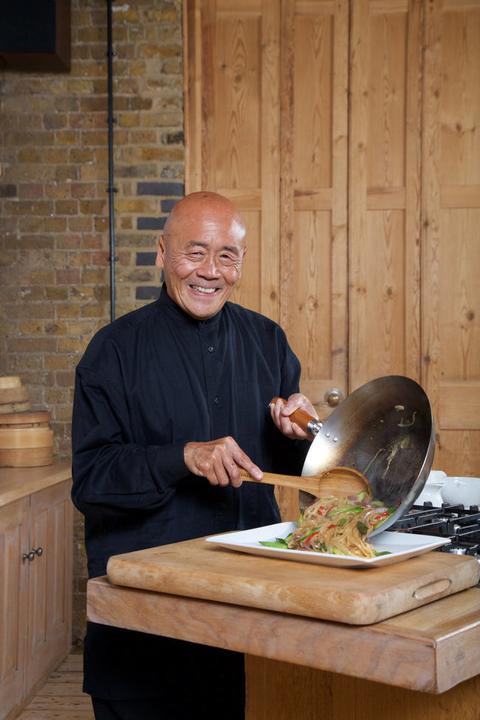 Produktbild Ken Hom WOK CLASSIC CARBON, Round, Wok/Stir-Fry pan, Stainless steel, Carbon steel, Ceramic, Gas, Ha (32 cm, Wok Pfanne, Carbonstahl)