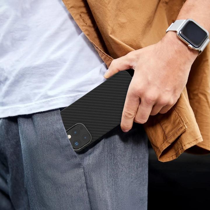 Actual product image Levelo Sergei 1500D Aramid Fibre Case (Apple iPhone 16 Pro Max)