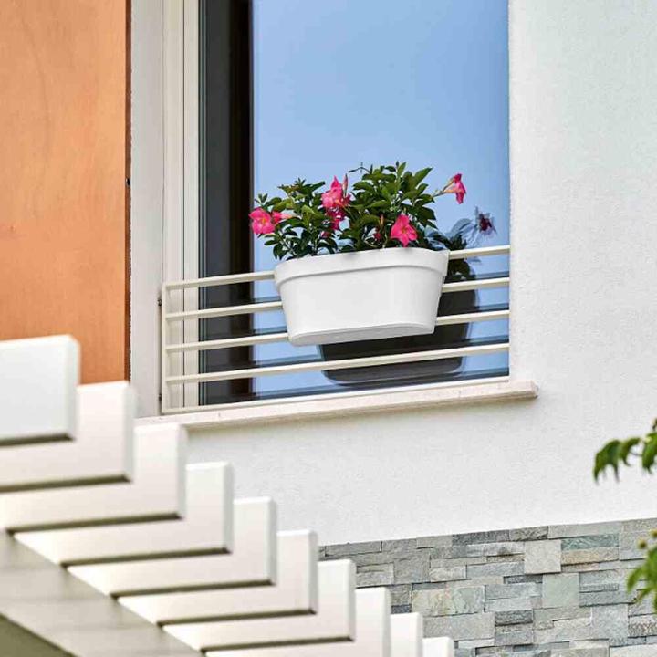Actual product image Euro3plast Planter box (21 cm)