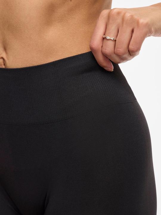 Actual product image Vila Shapewear cycling shorts (L)